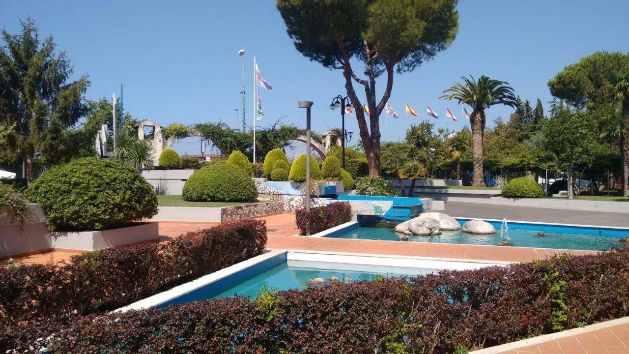 Villaggio Turistico La Mantinera - Appartamenti De Luxe 프라이아 아 마레 외부 사진